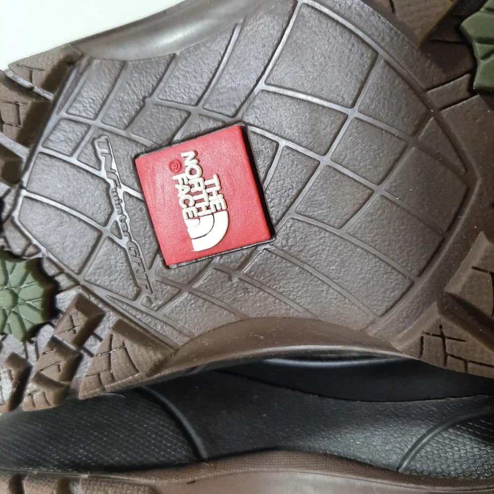 The North Face Shellista II Mid Waterproof Winter Boots Brown Knit Womens‎